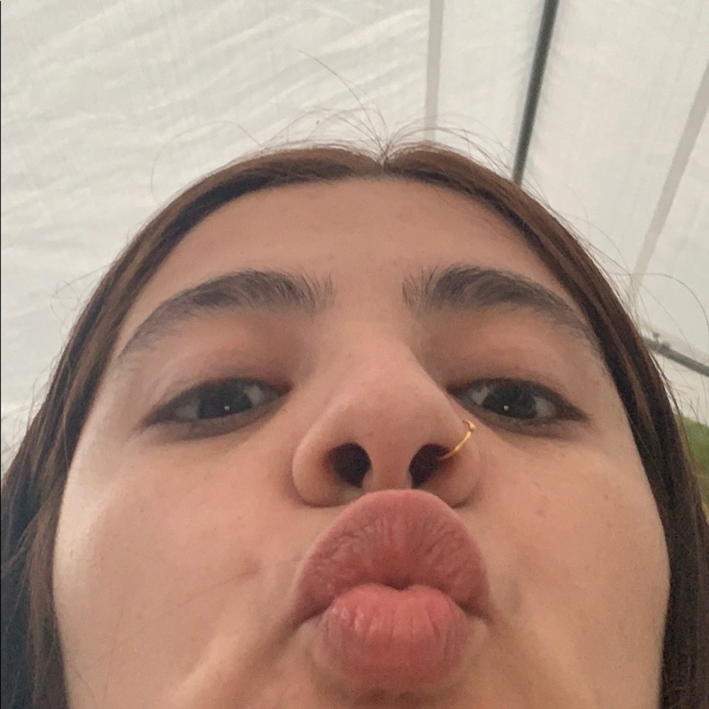 Meet your Posher, Haydee